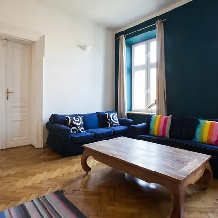 아파트 140sqm, 3bdr, 2bth Stanislas In Location *