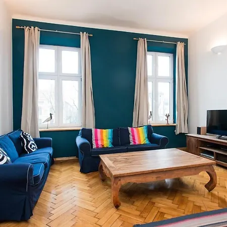 140sqm, 3bdr, 2bth Stanislas In Location