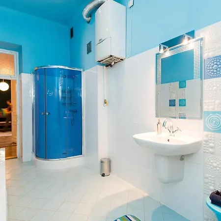 140sqm, 3bdr, 2bth Stanislas In Location 크라쿠프